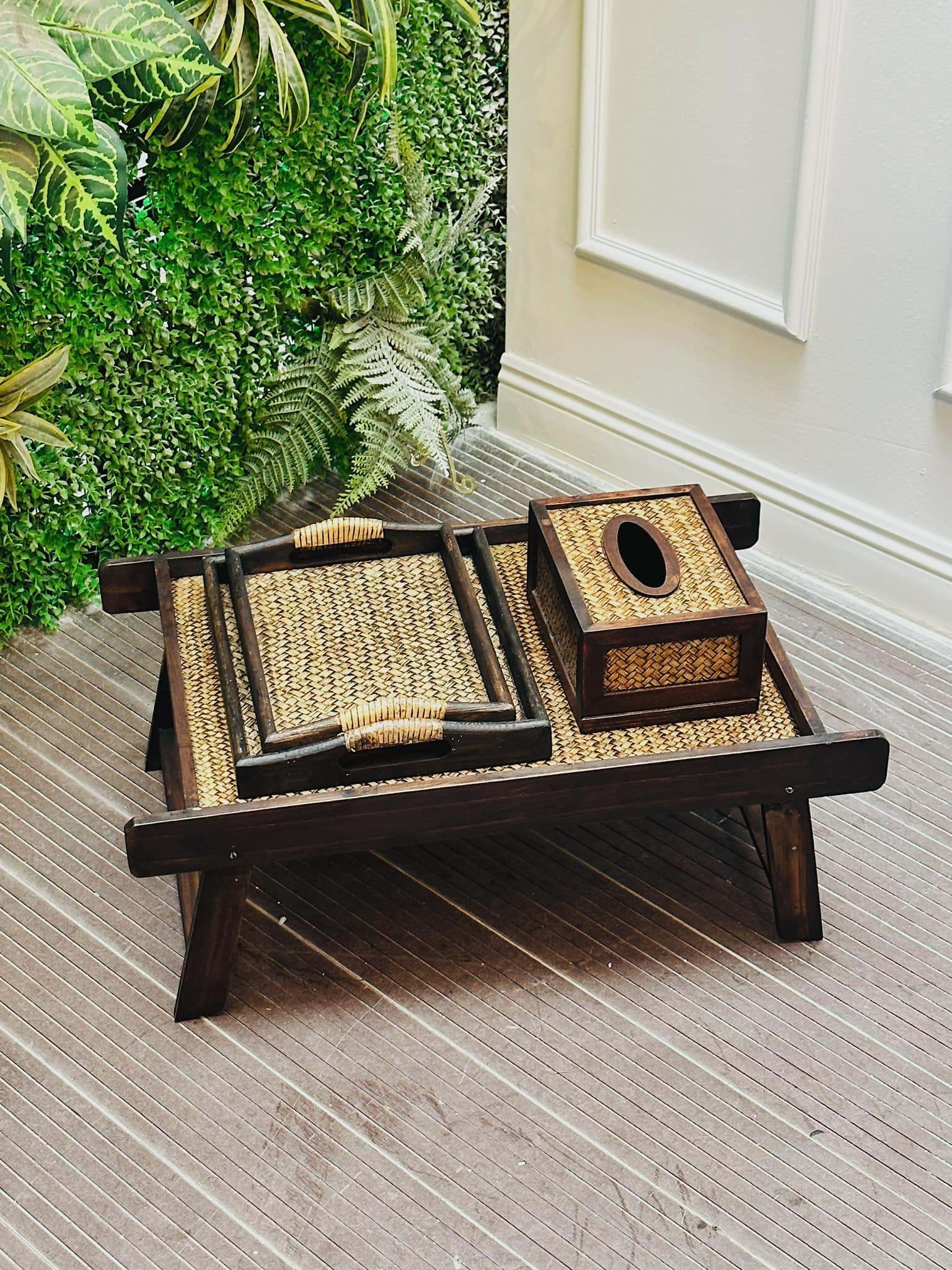 Elegant Foldable Tea Table Natural Design for Modern Living Spaces