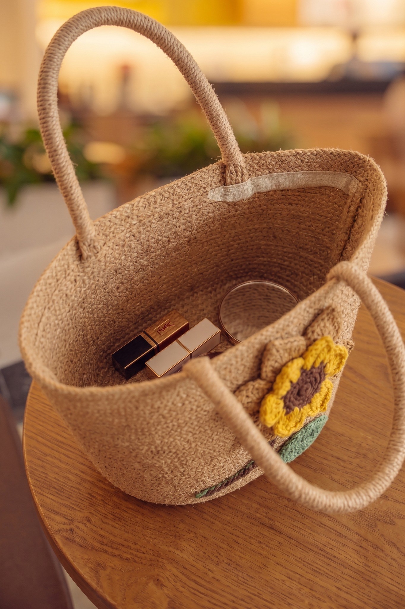 Beautiful Seagrass Beach Bag Perfect for Stylish Summer Escapes