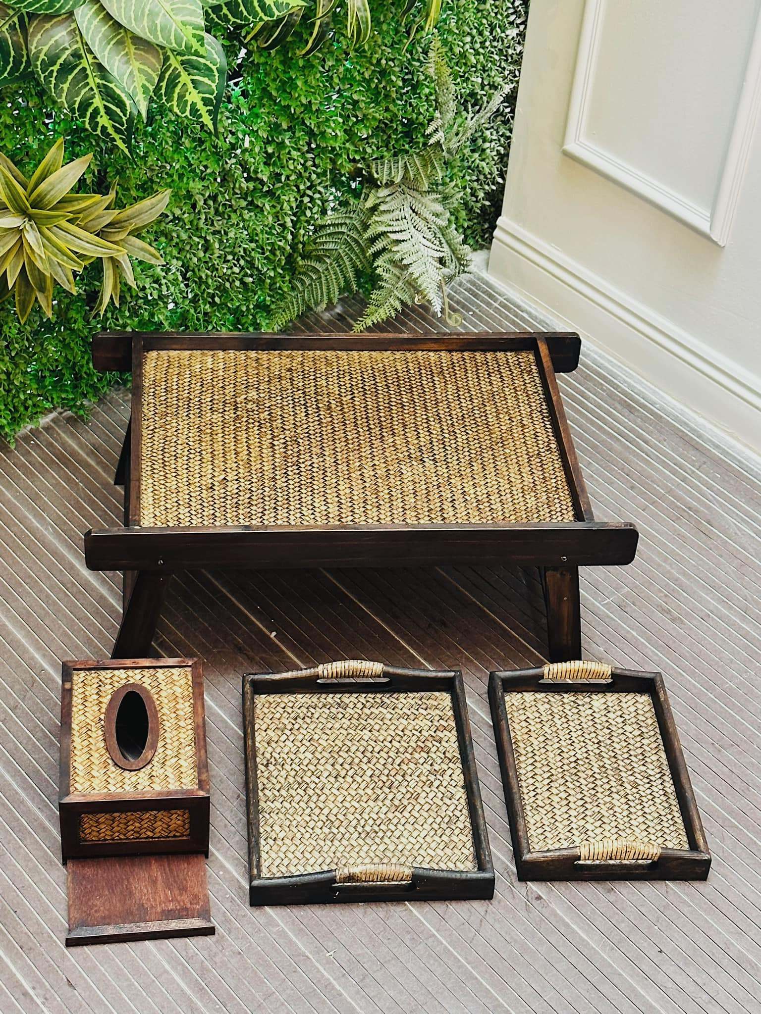 Elegant Foldable Tea Table Natural Design for Modern Living Spaces